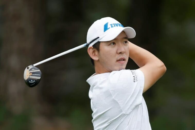 Noh Seung-yul de Corea del Sur disparó un par 60 de 11 bajo par a pesar de sufrir una fractura en la cabeza del conductor para tomar la ventaja de primera ronda en el torneo PGA Byron Nelson