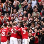 Man United aseguró un lugar en la Liga de Campeones del próximo año al vencer al Chelsea el jueves