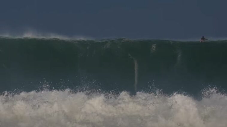 PUERTO ESCONDIDO LOS PASEOS XXL, LAS GOLPES…