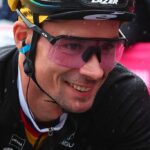Primoz Roglic agradecido por la 'súper buena suerte' después de un accidente en el Giro de Italia