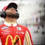 Radio de Bubba Wallace secuestrada durante la carrera de NASCAR en North Wilkesboro (Audio)