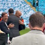 Ferdinand le dio un fuerte abrazo a Thierry Henry