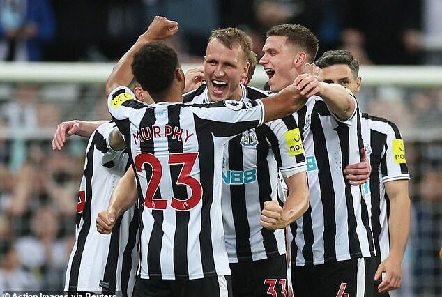 Newcastle aseguró oficialmente el fútbol de la Liga de Campeones después de empatar 0-0 con Leicester