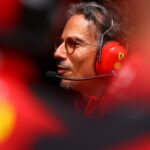 BAKU, AZERBAIYÁN - 28 DE ABRIL: Laurent Mekies, director deportivo de la Scuderia Ferrari antes de la F1