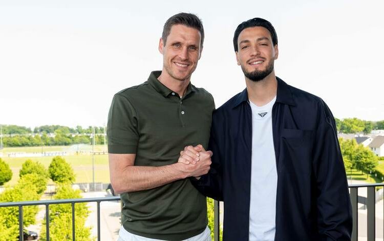 Bensebaini se une al Dortmund de forma gratuita