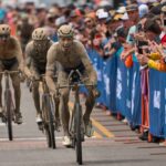 Buen viaje a las barras aerodinámicas: los profesionales acuerdan la prohibición en Unbound Gravel