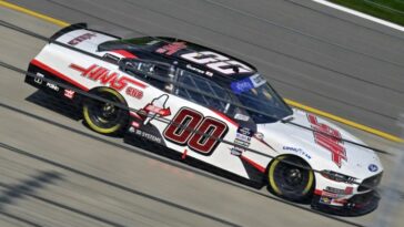 Cole Custer molesto con NASCAR Stewart-Haas Racing Nashville Superspeedway Tennessee Lottery 250 2023 AJ Allmendinger