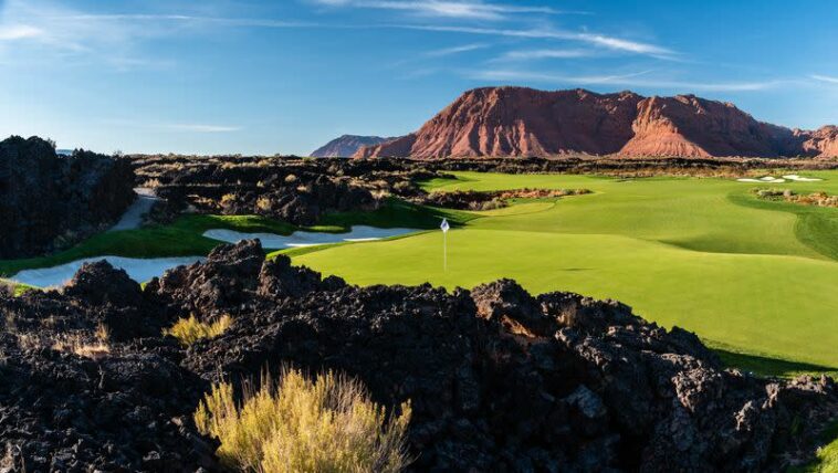 Black Desert Resort es un diseño de Tom Weiskopf en colaboración con el arquitecto Phil Smith.  Es un diseño par 72 y albergará un evento del LPGA Tour en 2025.