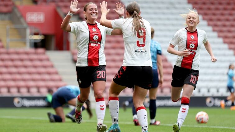 El equipo femenino del Southampton FC ha anunciado la renovación de su asociación con el patrocinador principal Starling Bank