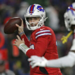 Josh Allen insinúa problemas de comunicación en el juego en la situación de Stefon Diggs