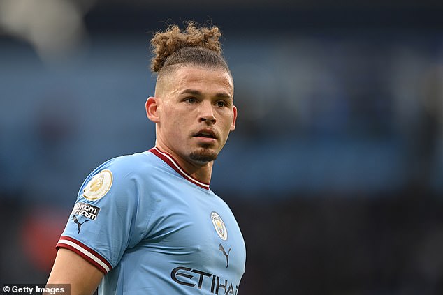 Kalvin Phillips quiere quedarse en el Manchester City la próxima temporada a pesar de su rol secundario