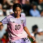 Mana Iwabuchi jugando para Japón en abril