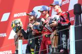 Francesco Bagnaia, Marco Bezzecchi, Aleix Espargaro podio, carrera de MotoGP, MotoGP holandés, 25 de junio