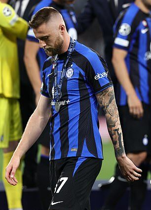 La carrera de Milan Skriniar en el Inter de Milán termina en una amarga derrota