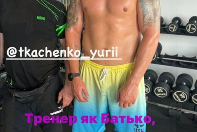 Oleksandr Usyk mostró su nueva apariencia adelgazada después de una sesión de gimnasio en una publicación el lunes