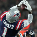 Patriots, DeVante Parker acuerdan términos de contrato de tres años, según informe