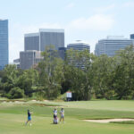 LOS ÁNGELES, CALIFORNIA - 13 DE JUNIO: David Horsey de Inglaterra juega un tiro durante una ronda de práctica antes del 123 ° Campeonato Abierto de EE. UU. En Los Ángeles Country Club el 13 de junio de 2023 en Los Ángeles, California.  (Foto de Andrew Redington/Getty Images)