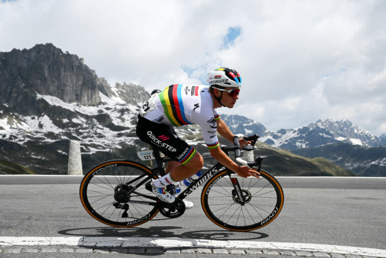 Remco Evenepoel critica el 'descenso peligroso' en el Tour de Suiza