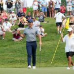 3 de junio de 2023;  Dublín, Ohio, Estados Unidos;  Rory McIlroy reacciona al hacer un putt en el 17 durante la tercera ronda del Torneo Memorial en Muirfield Village Golf Club.