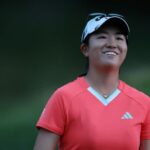 Debut dinámico: Rose Zhang de los Estados Unidos sonríe mientras sale del noveno green camino a la ventaja de 54 hoyos en el LPGA Mizuho Americas Open