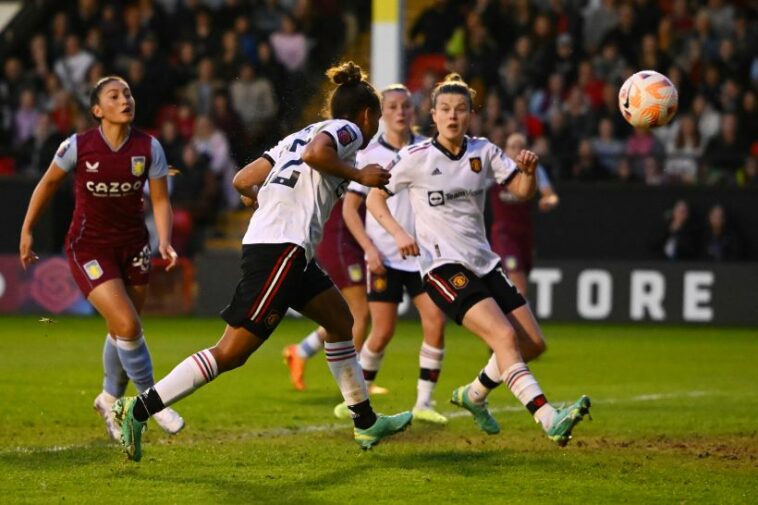 Aston Villa v Manchester United para dar inicio a la temporada 2023/24 de la Superliga Femenina Barclays