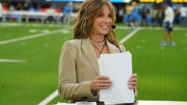 Antiguos compañeros de trabajo de ESPN y fanáticos de la NFL rinden homenaje a Suzy Kolber después de que ella anunciara su despido