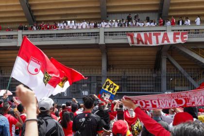 Así fue el recibimiento a las jugadoras de Independiente Santa Fe en El Campín | Futbol Colombiano | Fútbol Femenino