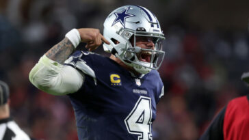 Dak Prescott de los Cowboys siente 'sentido de urgencia' para ganar cuando cumple 30 años