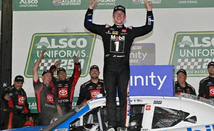 Inspección completa: John Hunter Nemechek gana oficialmente la Alsco Uniforms 250 en Atlanta