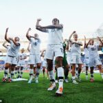 Han aparecido imágenes de jugadoras de los equipos de fútbol femenino español y holandés burlándose del haka maorí (como lo realizó el Football Ferns de Nueva Zelanda en 2011)