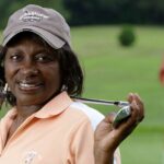 La pionera del golf, Renee Powell, es la directora profesional del Clearview Golf Club de East Canton.