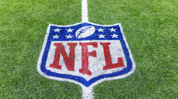 Las suspensiones del juego exponen el reality show absurdo y torcido de la NFL
