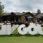 Los jugadores de LIV Golf posan para una foto antes de la segunda ronda de LIV Golf Tulsa en el Cedar Ridge Country Club el 13 de mayo de 2023.