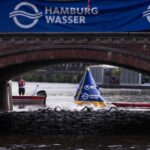 El túnel de natación en el WTCS de Hamburgo 2023 Crédito de la foto: Tommy Zaferes / World Triathlon