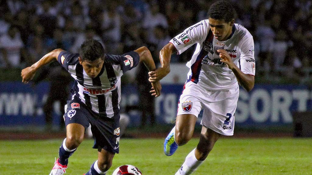 Tecatito Corona durante su paso con los Rayados de Monterrey