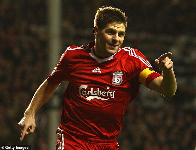 Un excompañero de equipo de Liverpool de Steven Gerrard ha revelado que 'odiaba' jugar con él