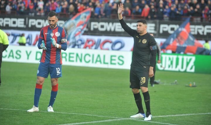 Ortigoza y su despedida de San Lorenzo junto a Torrico. (Foto: Juan Manuel Foglia)