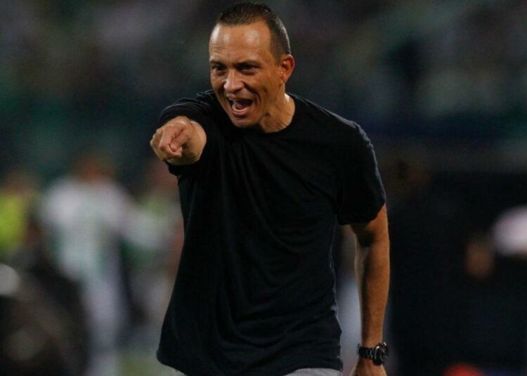 Alejandro Restrepo llegó a un acuerdo con Alianza Lima para ser el nuevo entrenador ‘Blanquiazul’