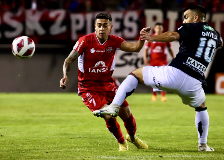 Gol agónico en Chillán: Emocionante empate entre Ñublense y Palestino