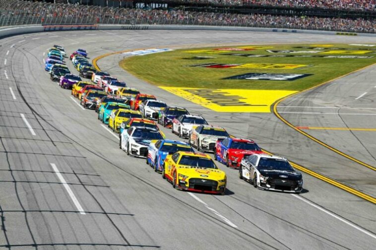 NASCAR accused of discrimination - Racing News