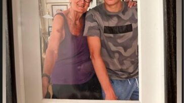 Erling Haaland publicó una foto de él mismo con su difunta abuela en Instagram
