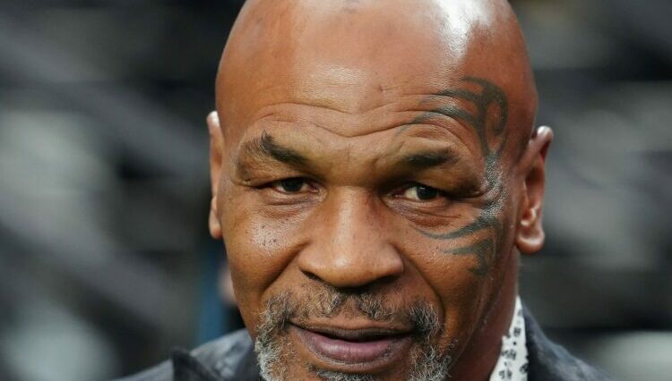Mike Tyson anuncia regreso