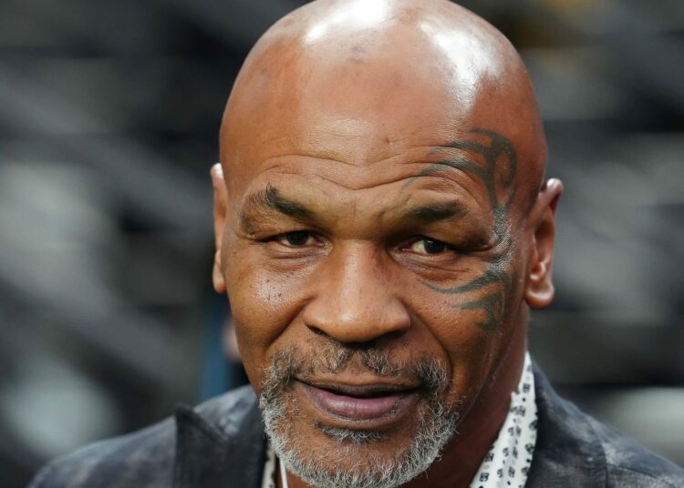 Mike Tyson anuncia regreso