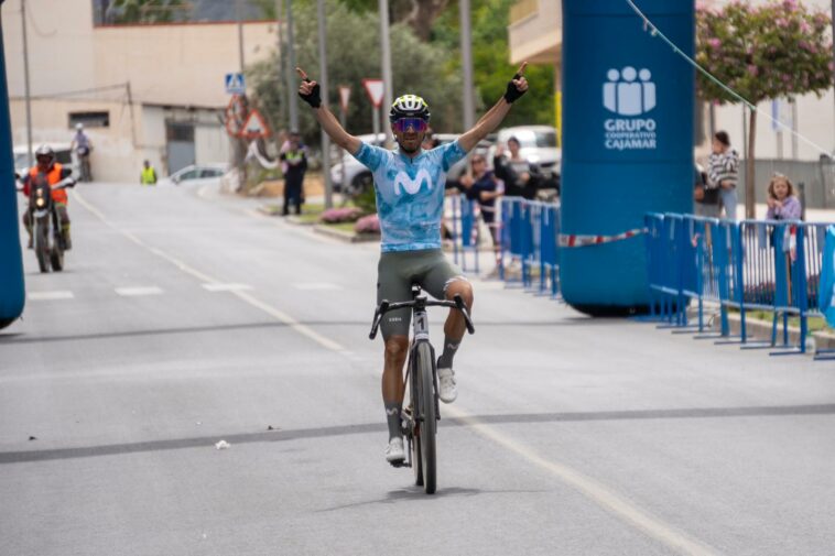 A sus 43 años, Alejandro Valverde gana la carrera del UCI Gravel Series La Indomable