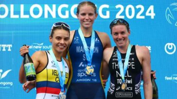 El podio femenino de la Copa del Mundo de Triatlón Wollongong 2024.