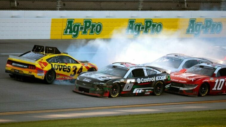 Brad Keselowski, Michael McDowell Talladega Superspeedway - Serie de la Copa NASCAR (1)