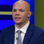 Anthony Smith regresa como analista