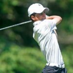 El destacado estudiante de primer año Rocco Capalbo causó una gran impresión en su primer Campeonato de Golf RIIL, disparando un 1 sobre 72 para empatar en el primer lugar con su compañero de primer año Drew MacLeod de La Salle.