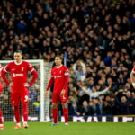 El Everton hace mella en las esperanzas de título del Liverpool en Goodison Park