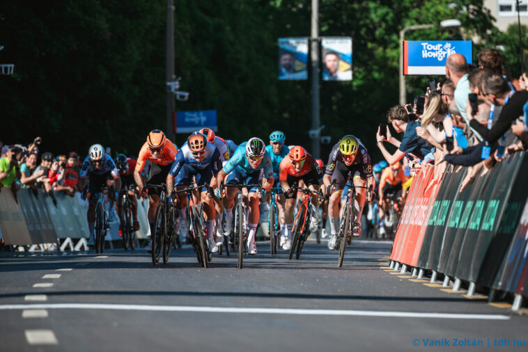 Groenewegen sancionado por obstrucción en el sprint de la segunda etapa del Tour de Hongrie